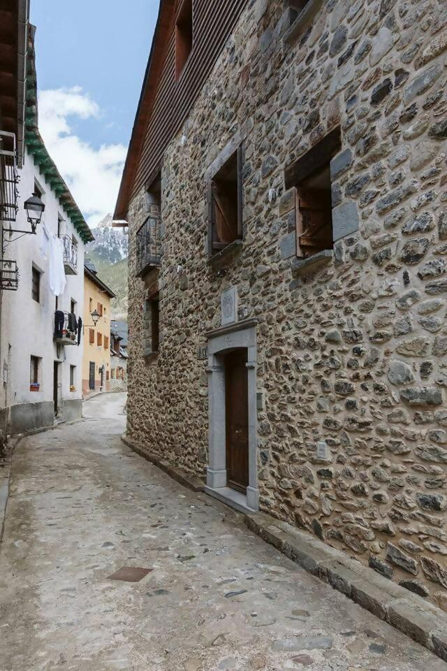 Cantal Sallent De Gallego Sencillo Y Acogedor エクステリア 写真
